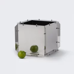 Alternative view of 90º MIRRORS